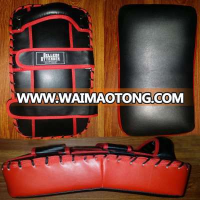 MMA Strike Shield Pair Kick Target Focus Bag Thai Pads Boxing Mitts Punching Kickboxing